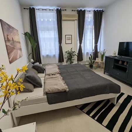 Schoenes Im Zentrum Von Ii アパート *