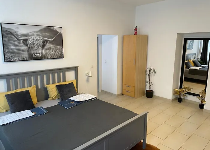 Lägenhet Schoenes Im Zentrum Von Ii *